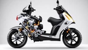 Comprendre le bridage des scooters 50cc Les scooters 50 cc sont devenus un moyen de transport populaire en milieu urbain, attirant de nombreux conducteurs grâce à leur facilité d&rsquo;utilisation et leur maniabilité. Ces véhicules sont spécifiquement bridés par les constructeurs [&hellip;]