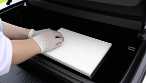 Comprendre le filtre à habitacle : un élément clé pour votre bien-être Le filtre à habitacle joue un rôle crucial dans la qualité de l&rsquo;air que vous respirez en voiture. Situé dans le système de ventilation, il a été conçu [&hellip;]