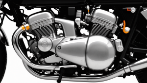 Moteur bi-cylindre : découvrir l&rsquo;équilibre parfait entre souplesse et couple Le moteur bi-cylindre se distingue par ses caractéristiques uniques qui en font un choix privilégié pour de nombreux passionnés de moto. En combinant la souplesse et le couple, ce type [&hellip;]